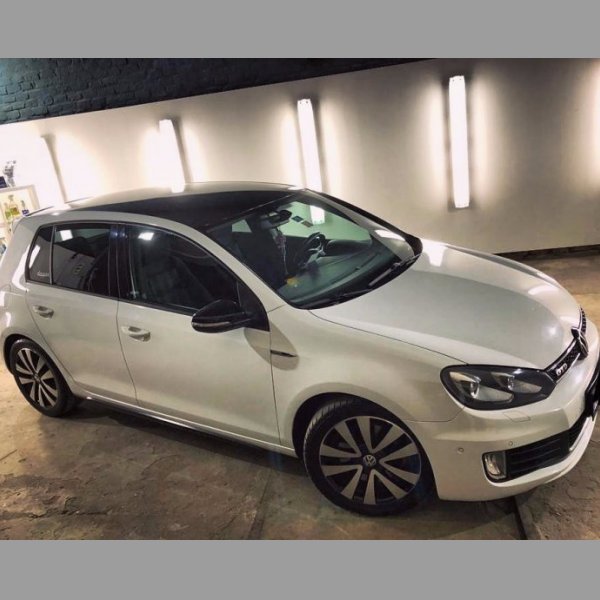 Volkswagen Golf VI GTD 2,0 TDI 125 kW, krásný stav TOP