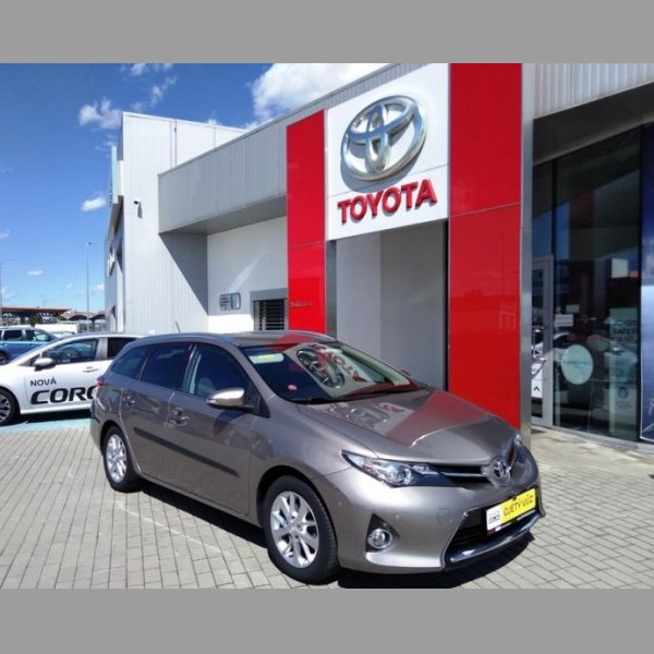 TOYOTA AURIS, 1.6i, ČR, 61 TIS. KM, PLNÝ SERVIS TOYOTA, TOP