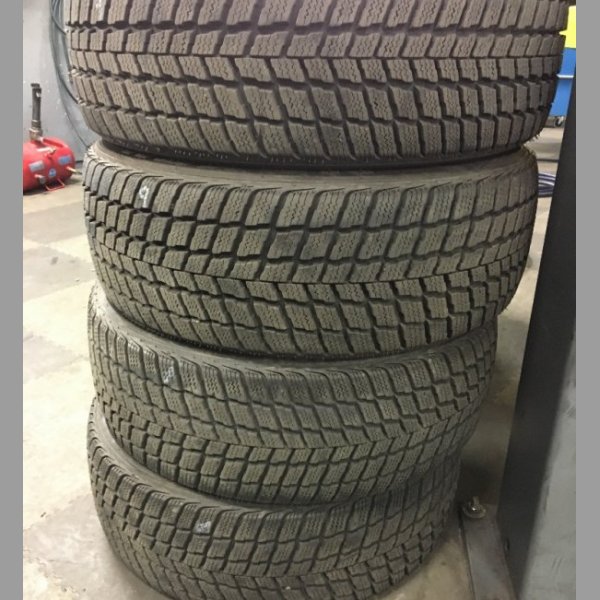 4x Zimní pneu Nexen Winguard 235/55 R18 - Škoda Kodiaq