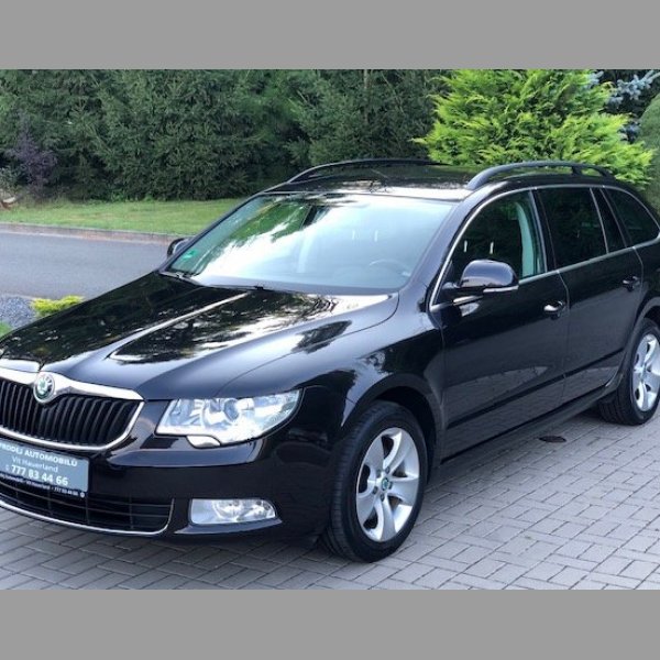 Škoda Superb Combi II. 2.0 TDi DSG Navi+ , Bluetooth Tažné