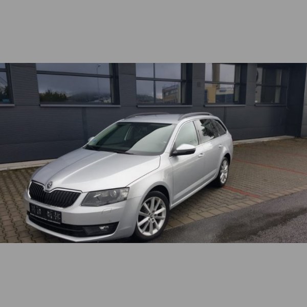 OCTAVIA III 2.0 TDI DSG NAVIGACE LED XENONY 1/2016