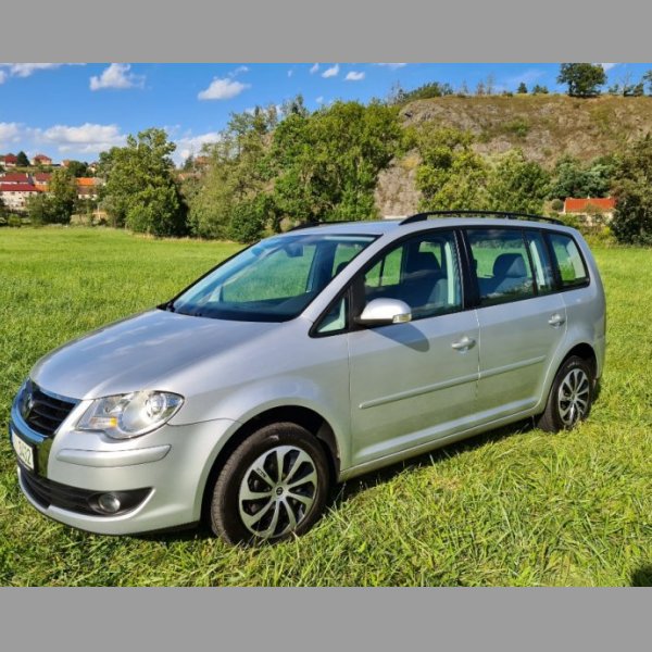 VW TOURAN 1.9 TDI ★ 7 MÍST ★ NOVÁ STK ★ PO SERVISU ★