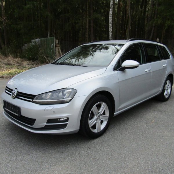 Volkswagen Golf 7 2,0TDi 110kw, DSG, Xenony, 11/2015, 100%KM